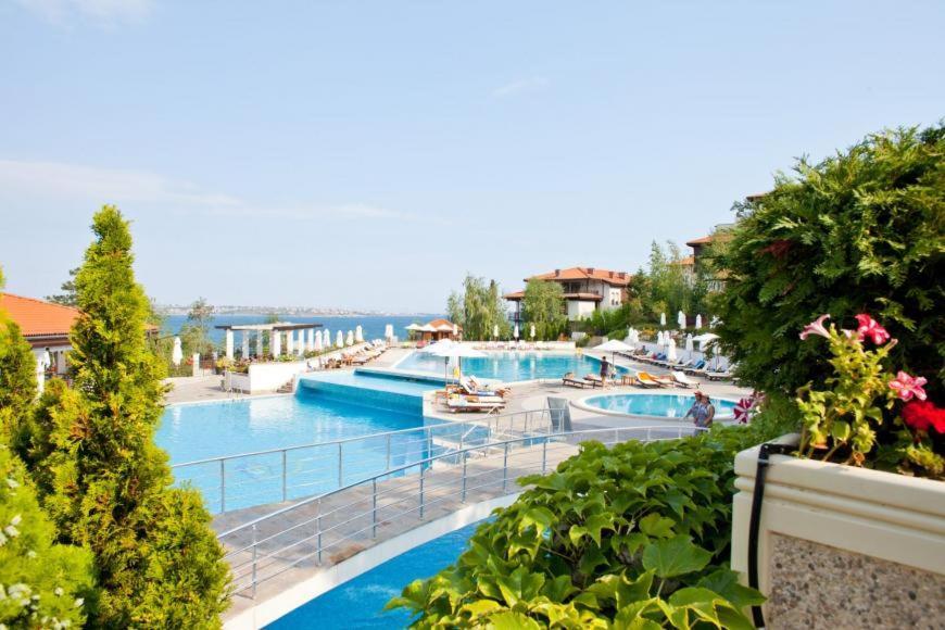 Santa Marina Apartaments- Karina 1 Sozopol Esterno foto