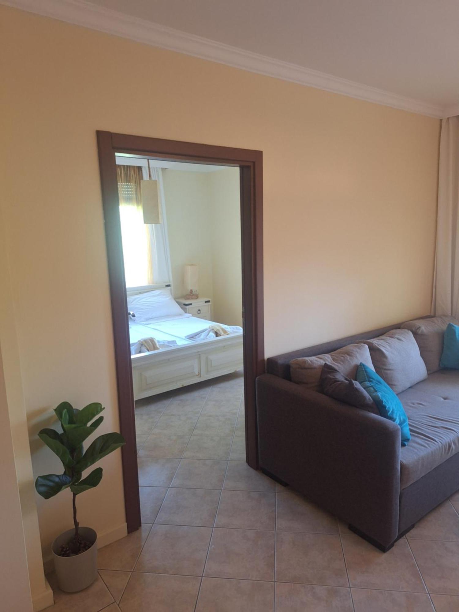 Santa Marina Apartaments- Karina 1 Sozopol Esterno foto